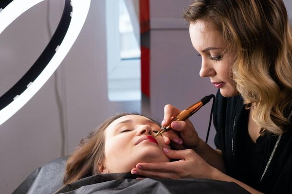 Des conseils pour faire un tatouage réussi qui raconte votre histoire personnelle