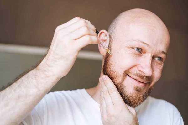 Entretenir votre barbe : Conseils et astuces pour une barbe impeccable