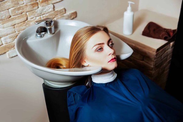 Le choix des produits de coiffure professionnels : que faut-il prendre en compte ?