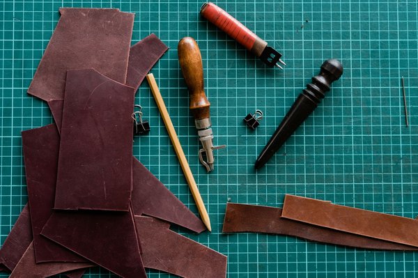 Voyage au cœur de la maroquinerie française : un savoir-faire d'exception